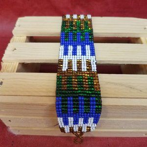 Handmade - beaded bracelet